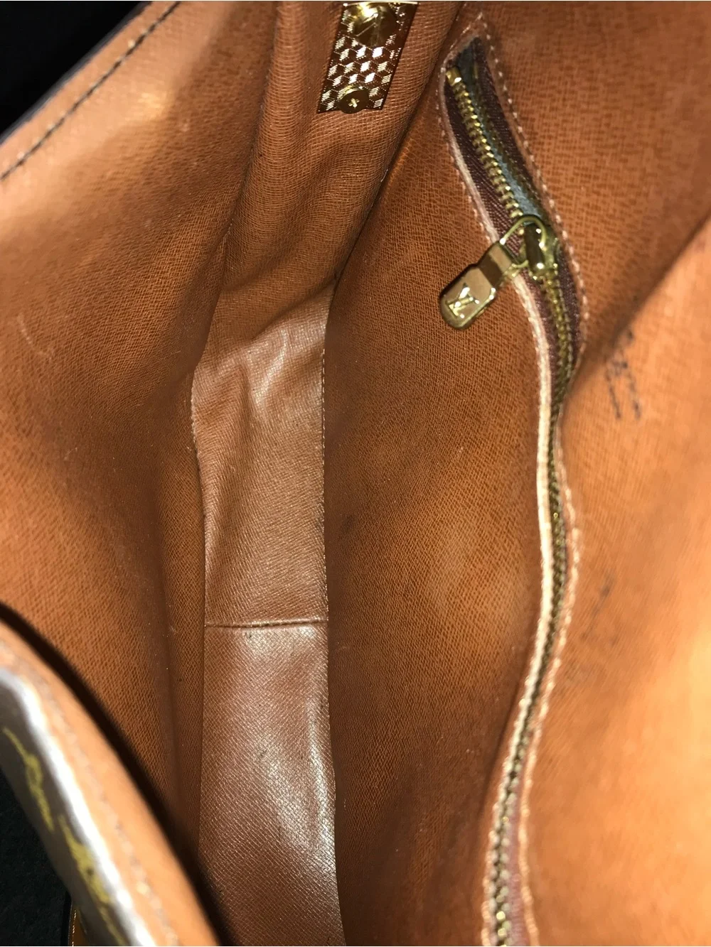 ✅Louis Vuitton GM size ST. CLOUD Monogram BAG - Picture 6 of 12